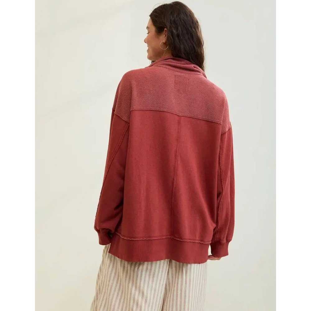 2025 Aerie Starry Skies Open Neck Sweatshirt Size M Red Slouchy Athleisure Cozy - Picture 2 of 16